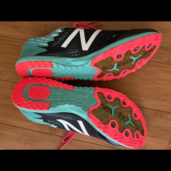 New Balance Racing shoes for Track and Field - Picture 2 of 4